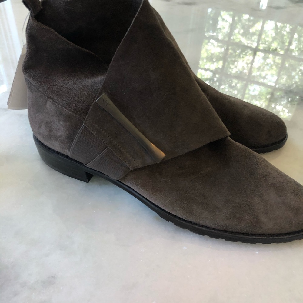 NWT Stuart weitzman suede booties reg. 498